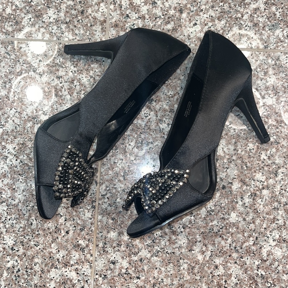 Ann Marino bow heels - Picture 2 of 12